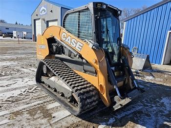 Skid Steers For Sale in MANITOBA 